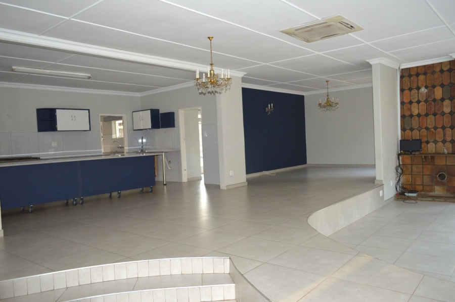 3 Bedroom Property for Sale in Flamwood North West